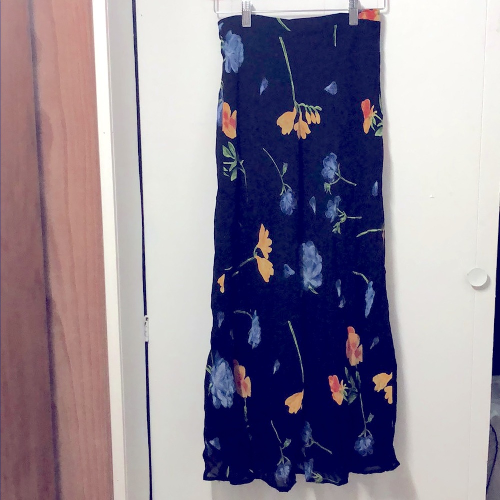 Long skirt
